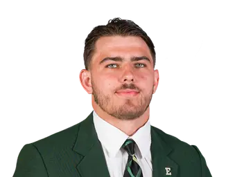 Carter Evans headshot