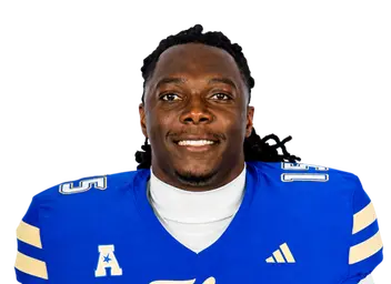 Thomas Davis headshot