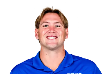 Walker Eget headshot