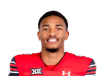 Elijah Davis headshot