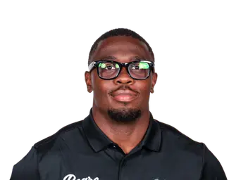 Micah Bell headshot