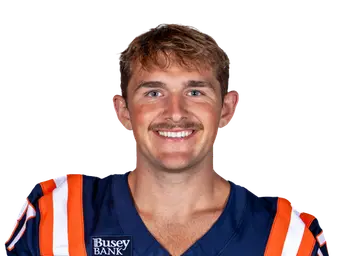 Ethan Moczulski headshot