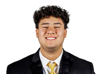 Zach Lohavichan headshot
