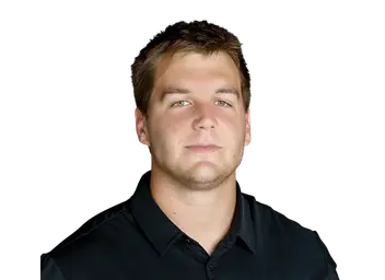 Gabe Peterson headshot