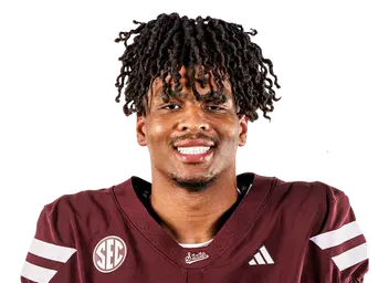 Dealyn Evans headshot