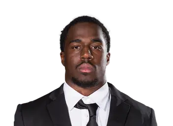 Ezra Ekuban headshot