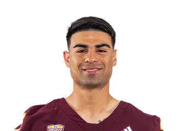 Angel Flores headshot