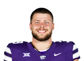 Travis Bates headshot