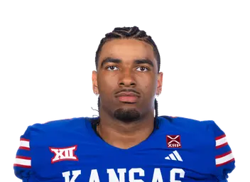 Malachi Curvey headshot