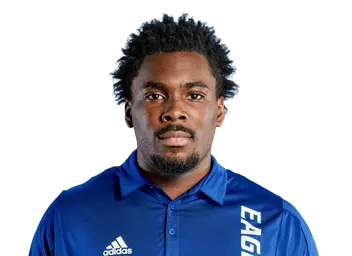 Uche Iloh headshot