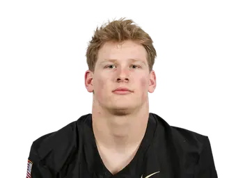 Carson Smith headshot