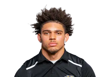 Isaac Paul headshot