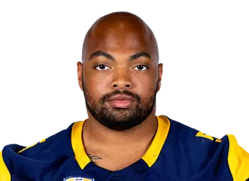 Thomas Aden headshot