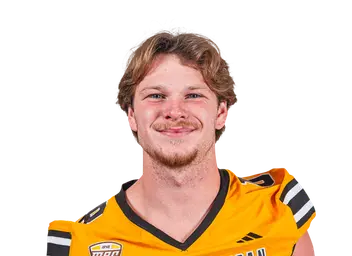 Micah Davis headshot