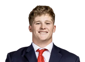Sage Thomas headshot