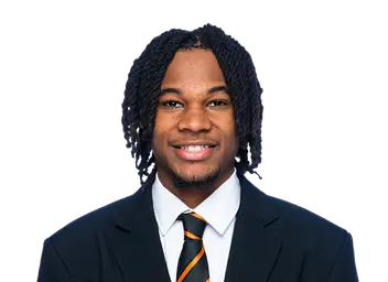 Cynai Thomas headshot