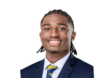 Steven Davis II headshot