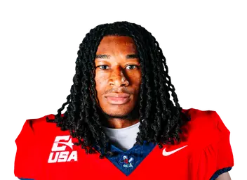 Elijah McKenzie headshot