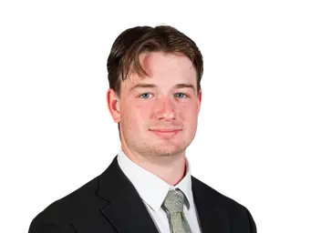 Daniel Hull headshot