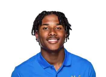 Osiris Gilbert headshot