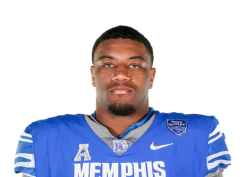 Mond Cole headshot