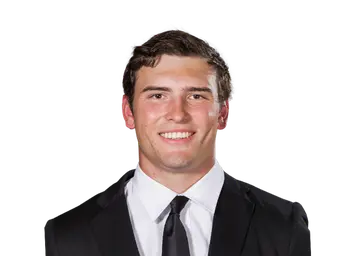 Kenny Lueth headshot