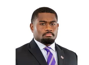 Malik Gucake headshot