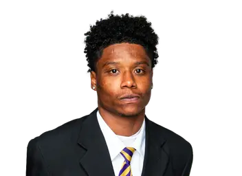 Petey Tucker headshot