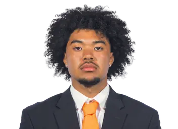 Hiroshi Carr headshot