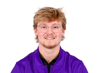 Hayden Ross headshot