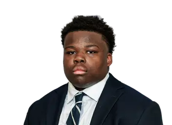 Josh Osuagwu headshot