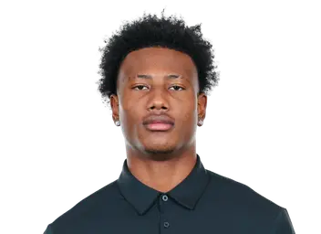 Jayden Warren headshot