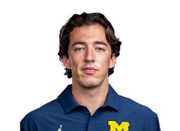 Cam Brown headshot