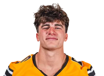 Harper Hughes headshot