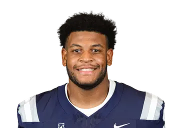 Dillan Botts headshot