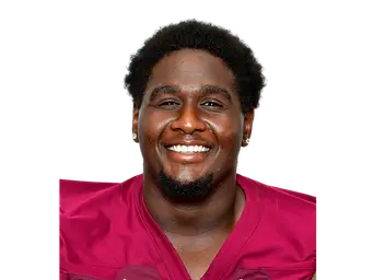 Machi Robinson headshot