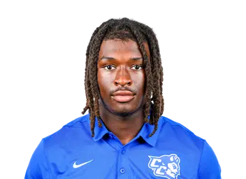 Mykhi Davis headshot
