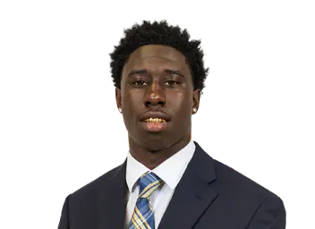 Devontae Roberts headshot