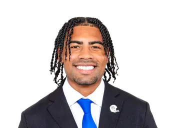 Trayjen Llanas-Wilcox headshot