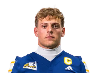 Joey Stout headshot