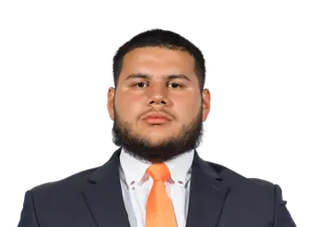 Alex Amaya headshot