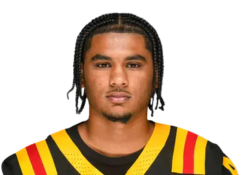Hayden Benoit headshot
