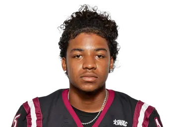 Donovan Jones headshot
