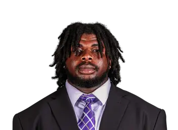 Taevion Cox headshot