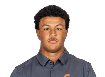 Brett Holloway headshot