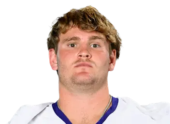 Dylan Manuilow headshot