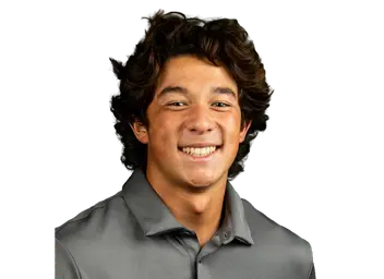 Noah Thayer headshot