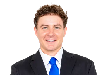 Julian Maceri headshot