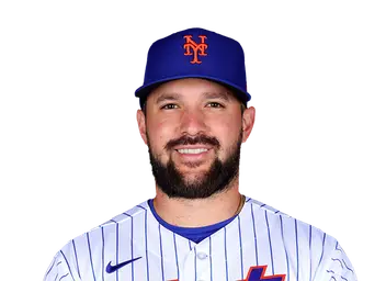 Luis Torrens headshot