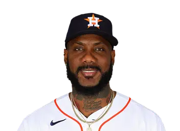 Enyel De Los Santos headshot